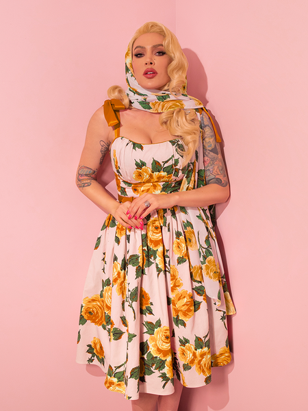 SUNDRESS_SWING_YELLOW_ROSES_3_