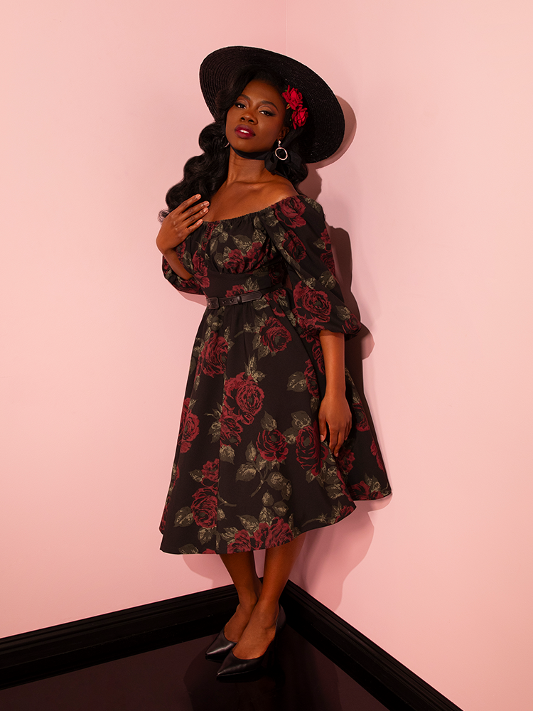 Vacation Dress in Vintage Black Roses - Vixen by Micheline Pitt