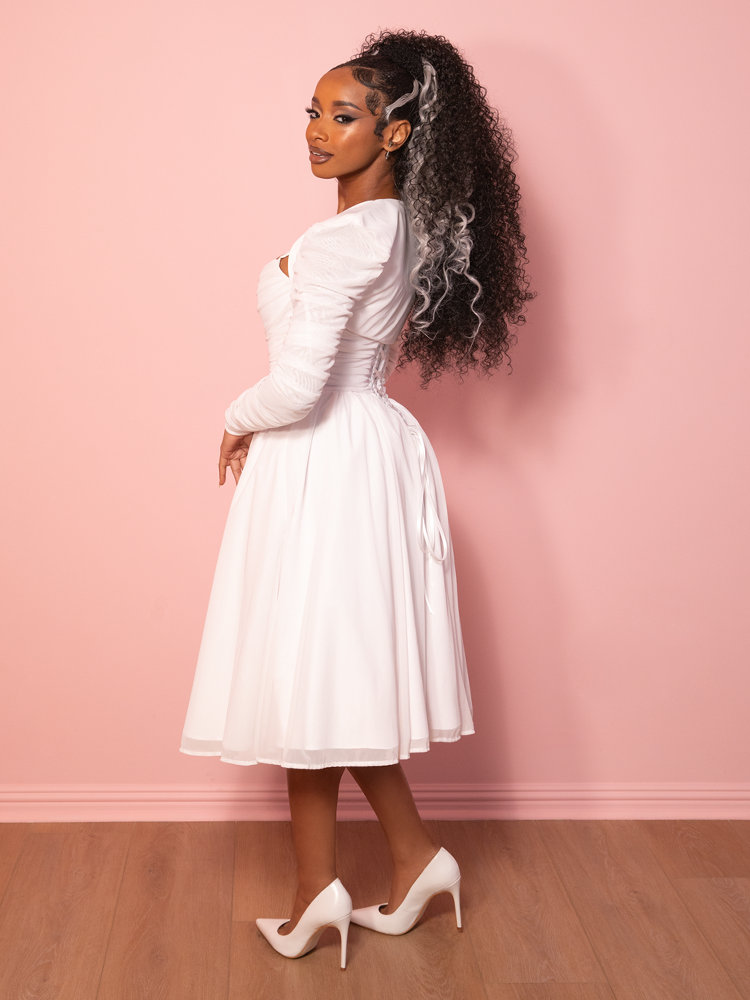 Universal Monsters: Bride of Frankenstein Bandage Corset Swing Dress in White L Universal Monsters: Bride of Frankenstein Bandage Corset Swing Dress in White L
