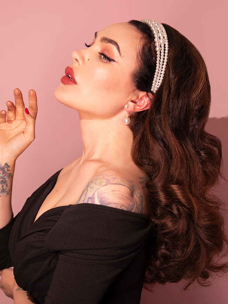 Vintage style 2025 pearl earrings