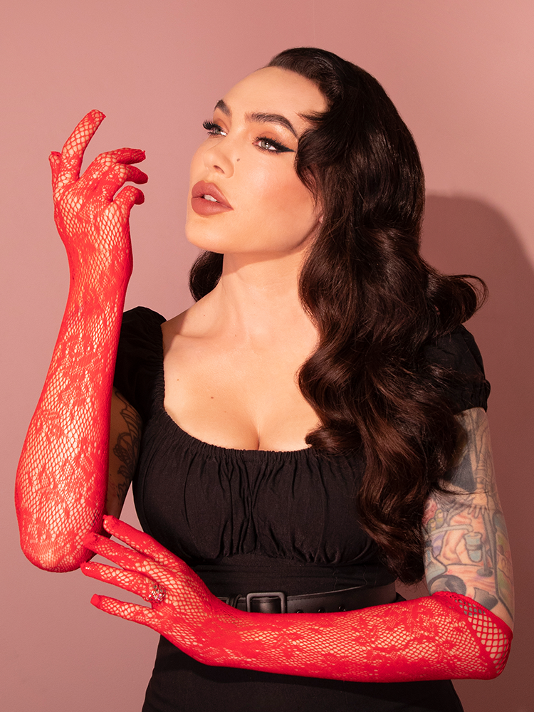 Mid-Length Gloves in Red Lace