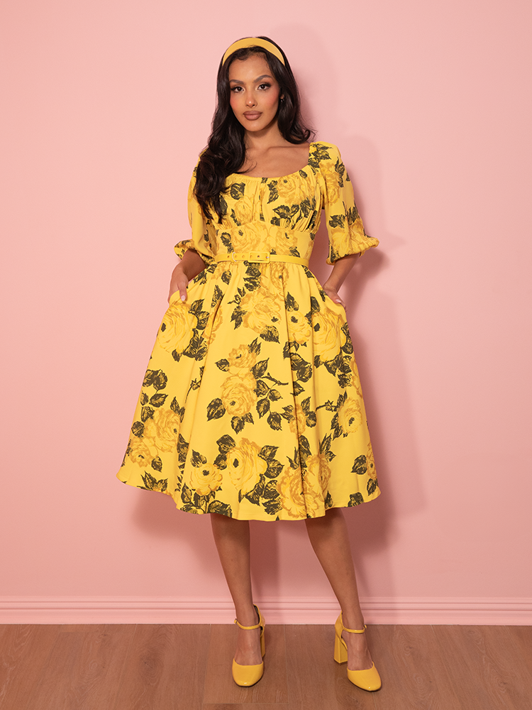 Vacation Dress in Vintage Yellow Roses - Vixen by Micheline Pitt 3X Vacation Dress in Vintage Yellow Roses - Vixen by Micheline Pitt 3X