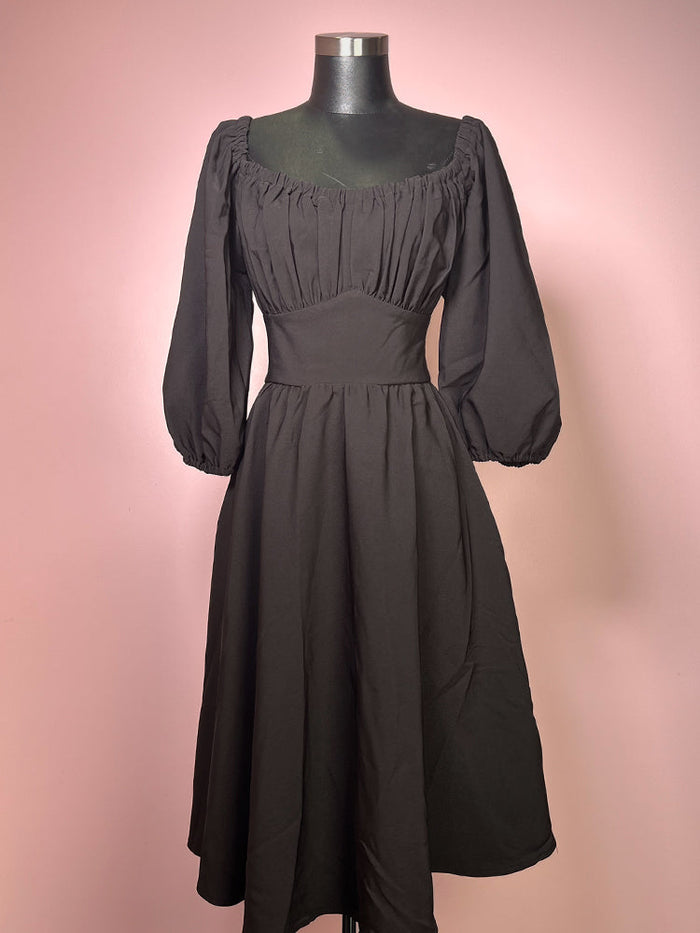 BACKLOT - Vacation Dress in Black