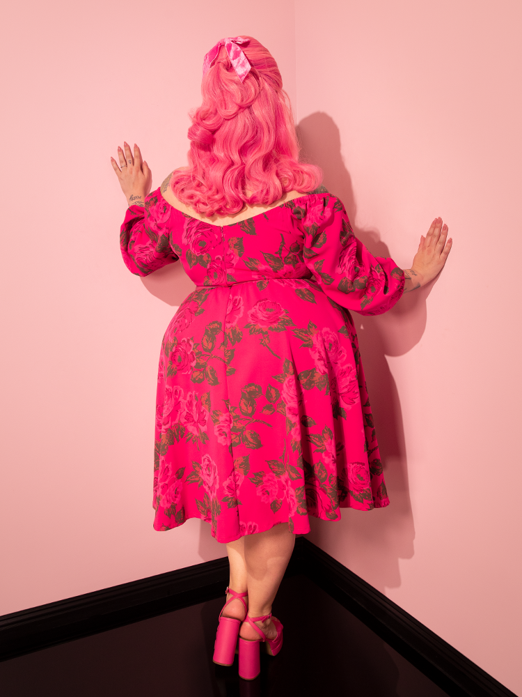 Vacation Dress in Vintage Hot Pink Roses | Retro Dresses Vixen by Micheline Pitt Vacation Dress in Vintage Hot Pink Roses | Retro Dresses Vixen by Micheline Pitt
